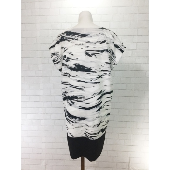 Designer Katherine Barclay Abstract Tunic Dress 8 - Picture 4 of 6